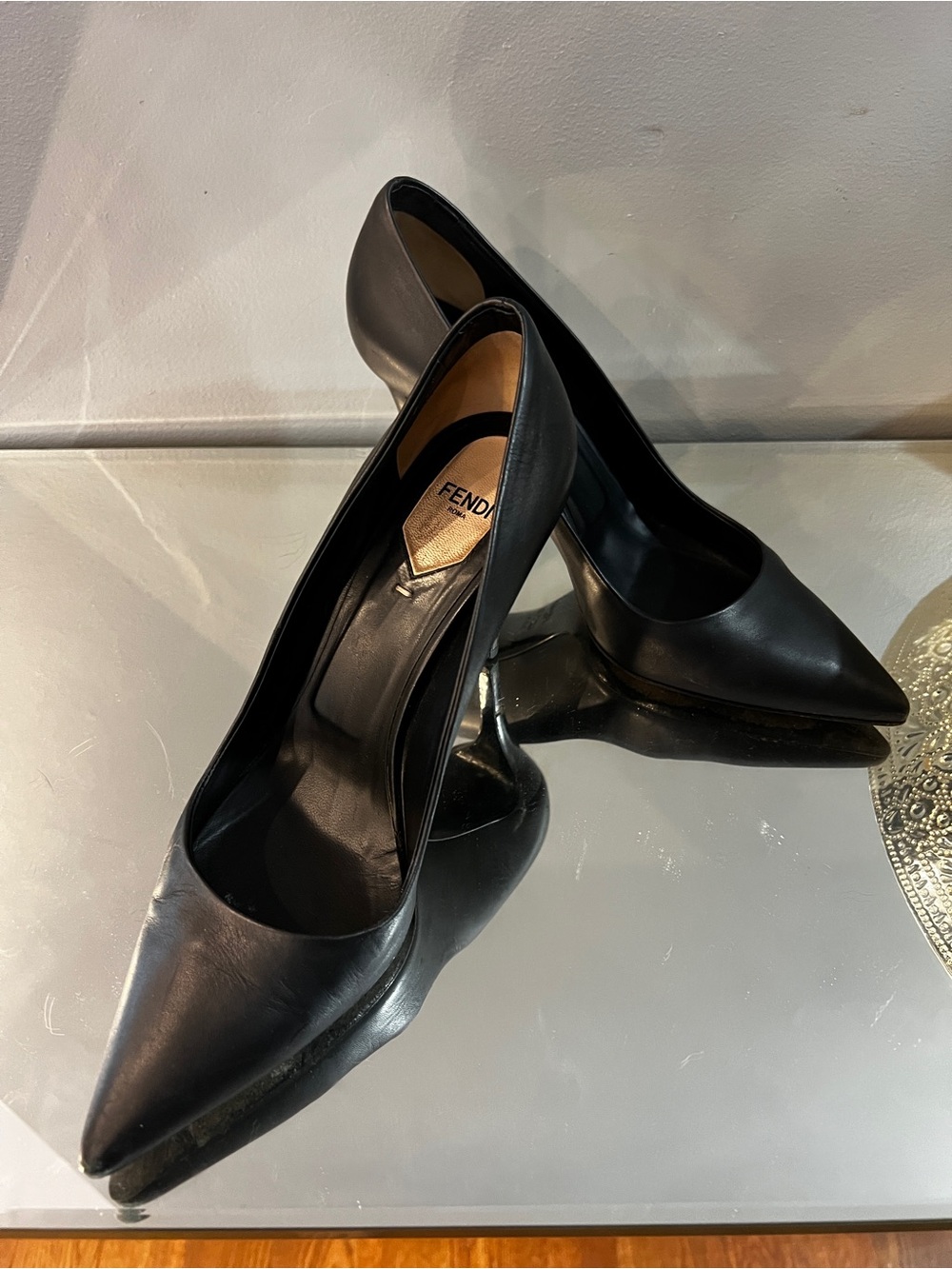 Fendi Black Leather Pointed Stiletto Pumps Heels Size 39.5